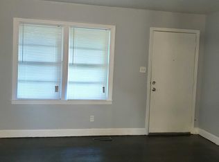324 Seldon Dr, Charlotte, NC 28216