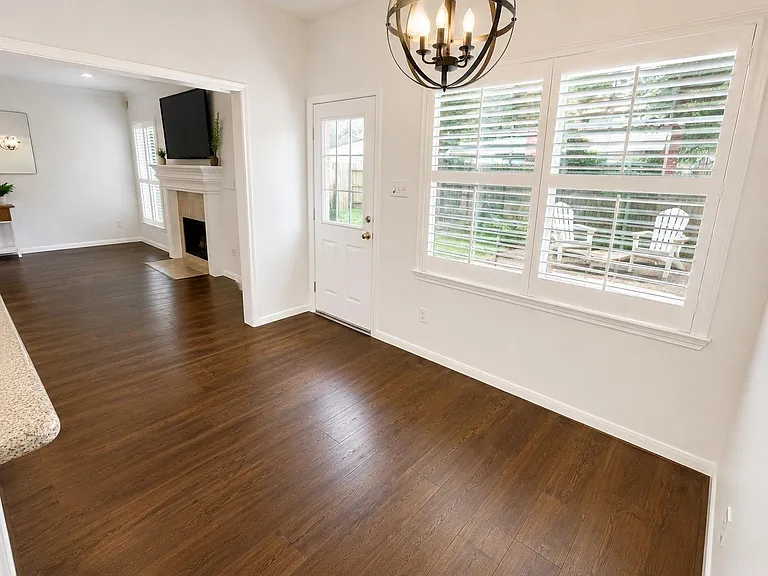 2123 Shadow Park Dr — Photo 5