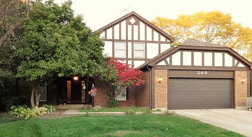 1st image of 260 Essex Ct