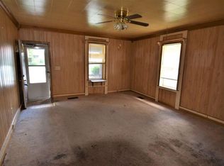 30 N Franklin St, Knightstown, IN 46148