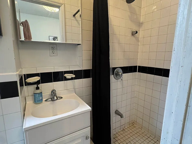 212 Avenue B #15 — Photo 16