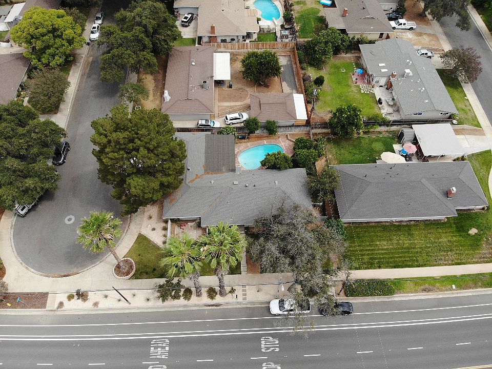 2nd image of 1353 W Cypress Ave