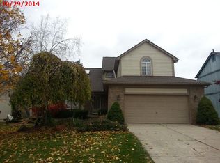 2656 Apache Trl, Wixom, MI 48393