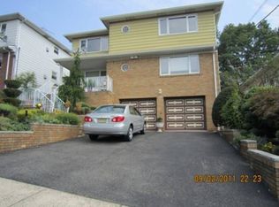 119 E Harwood Ter, Palisades Park, NJ 07650