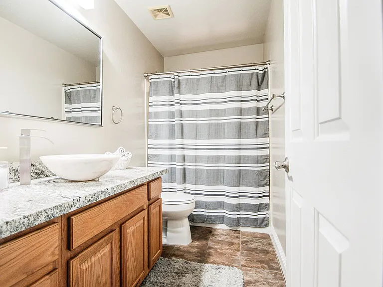 43205 W Roth Rd — Photo 16
