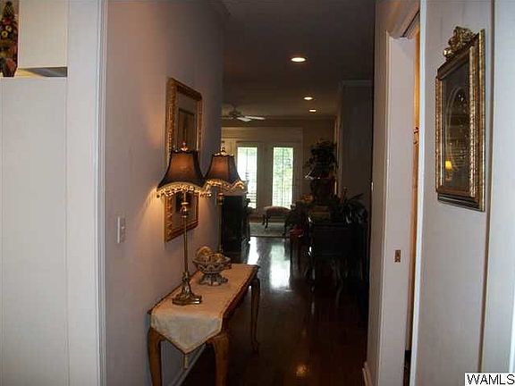 2nd image of 1719 Duval St