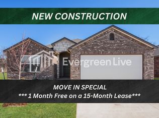 3904 Olivia St, Mustang, OK 73064