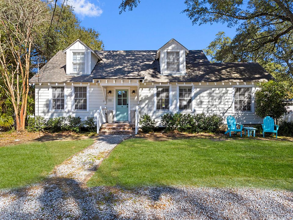 1st image of 111 Bay View Ct