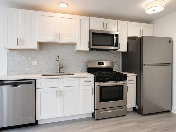 3131 N Monticello Ave #2R, Chicago, IL 60618