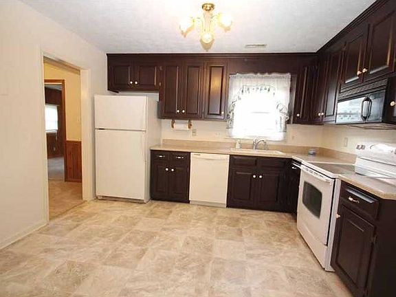 5th image of 750 Terrace Dr