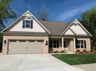 2642 Kousa Dr, Winston Salem, NC 27106