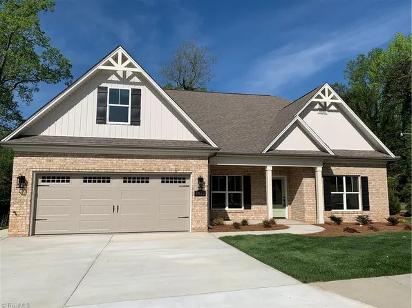 2642 Kousa Dr, Winston Salem, NC 27106