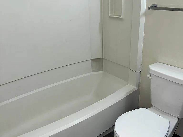 501 Sunnyslope St #14 — Photo 6