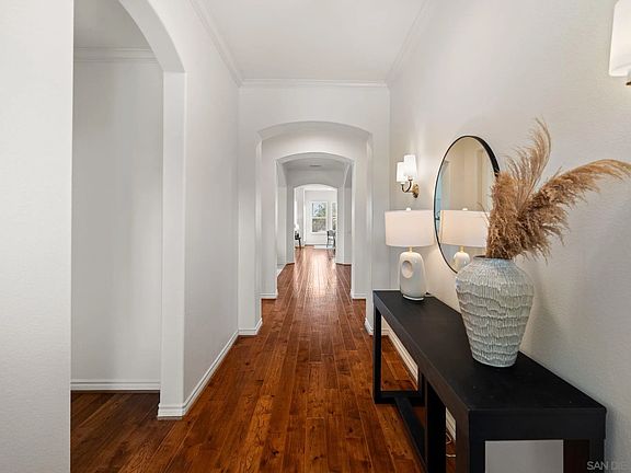 2nd image of 8031 Sitio Caucho