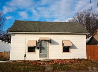 1529 Lincoln St, Burlington, IA