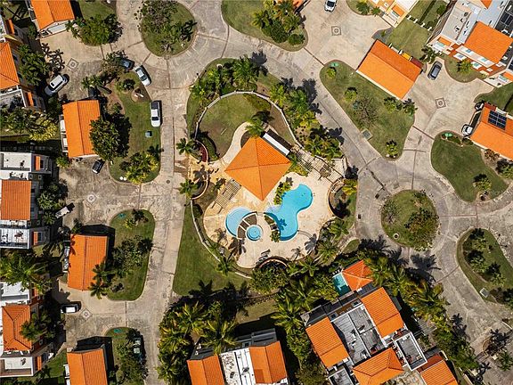 4th image of 12 Flamboyan