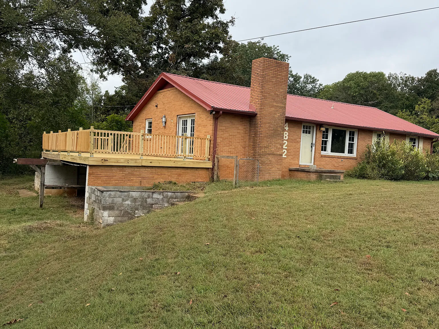 3 bed, 1560 sqft, $1,600 — Photo 2