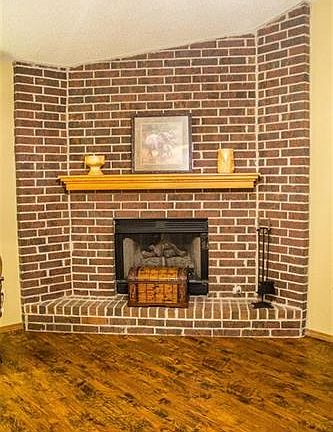 3rd image of 2801 W Margaret St