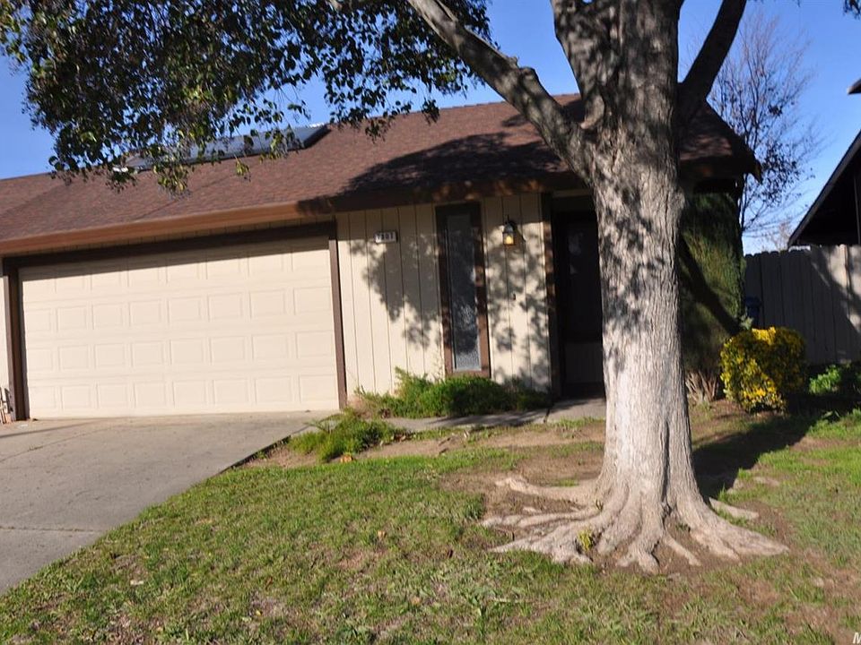 1st image of 7807 Orchard Woods Cir