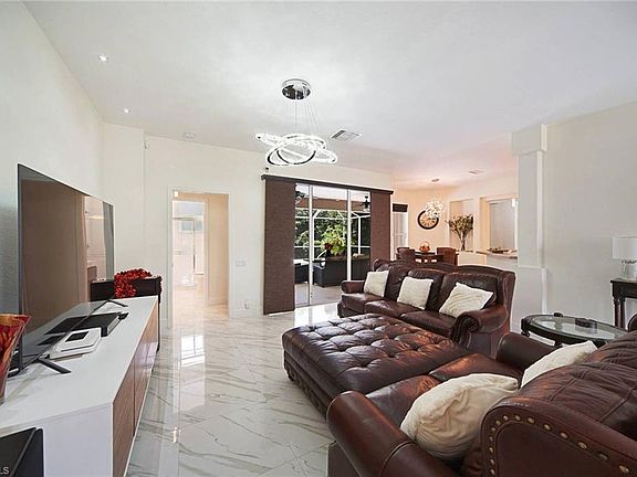 5th image of 1914 Lagoon Ln