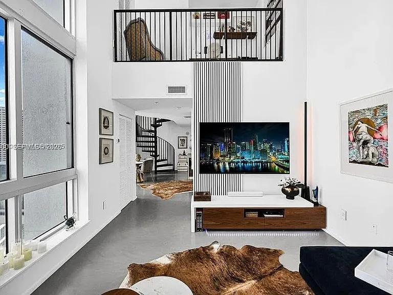 300 S Biscayne Blvd #L-1232 — Photo 5