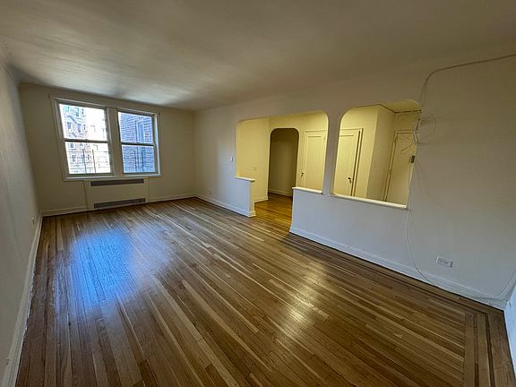 4th image of 8343 118th St APT 1L