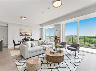 664 Spadina Ave #702, Toronto, ON M5S 2H8