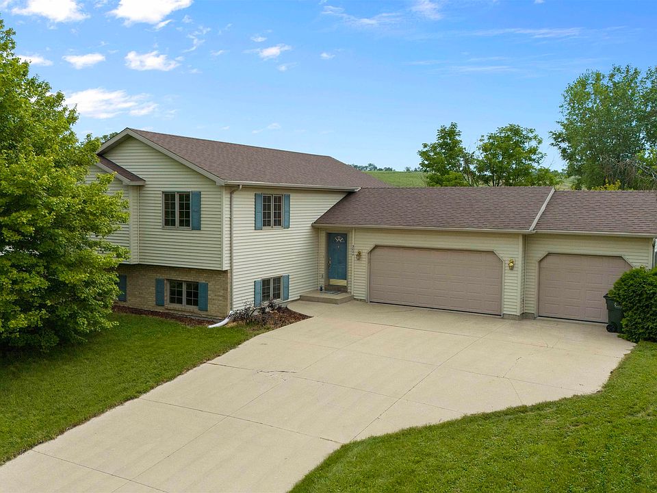 1st image of 3044 Mounds View Rd