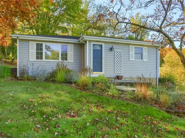 5310 Georgiann Dr, Gibsonia, PA 15044