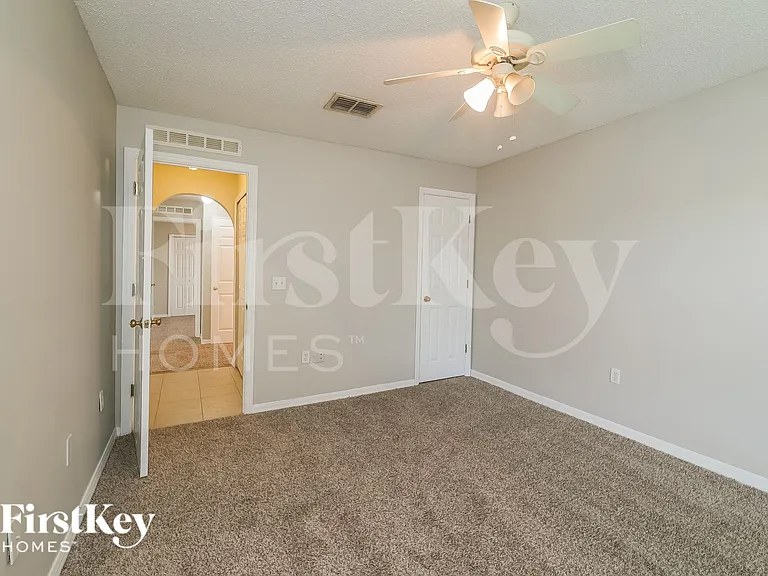 2648 Whispering Trails Dr — Photo 11