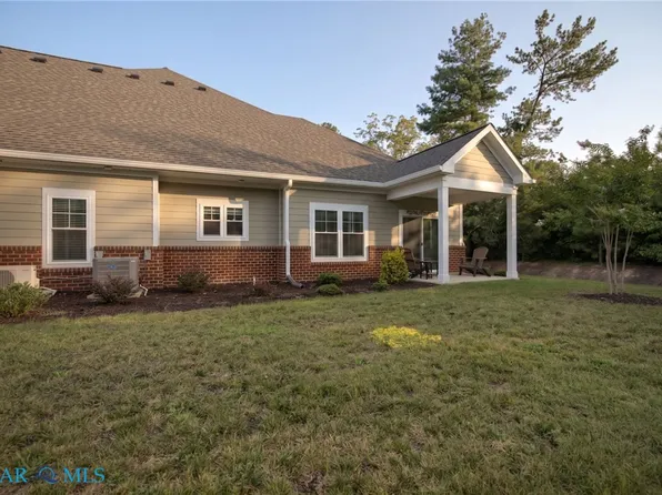 7400 Sinclair Way Unit E-2, Gloucester, VA 23061
