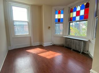 310 N 33rd St APT 3R, Philadelphia, PA 19104