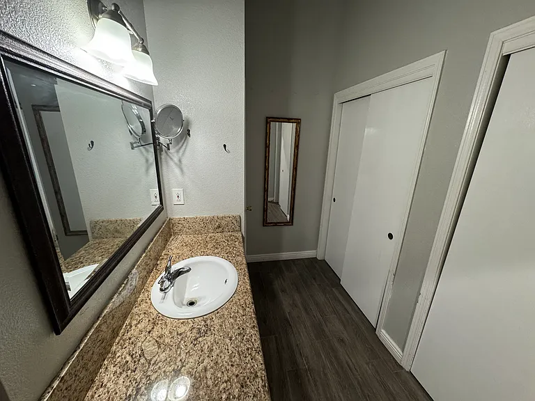 2335 Neill Way — Photo 9