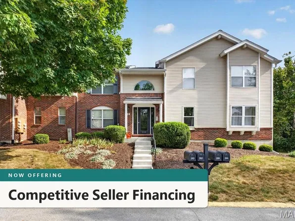 618 Pine Ridge Trails Ct APT 203, Ballwin, MO 63021