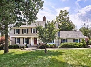 43 Chimney Ash Farm Rd, Basking Ridge, NJ 07920