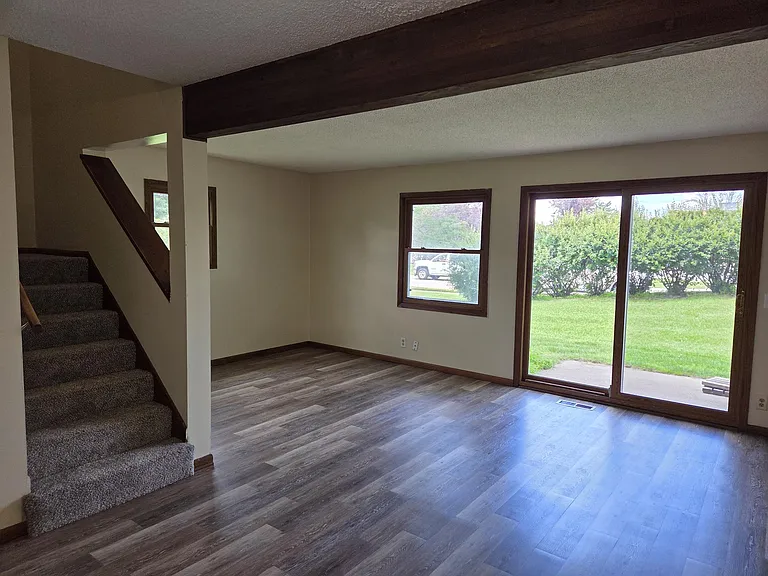 2820 67th Ln N — Photo 3