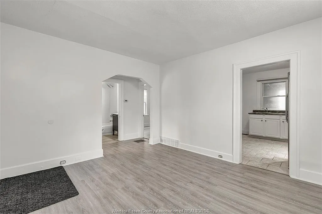 2 bed, $1,650 — Photo 4
