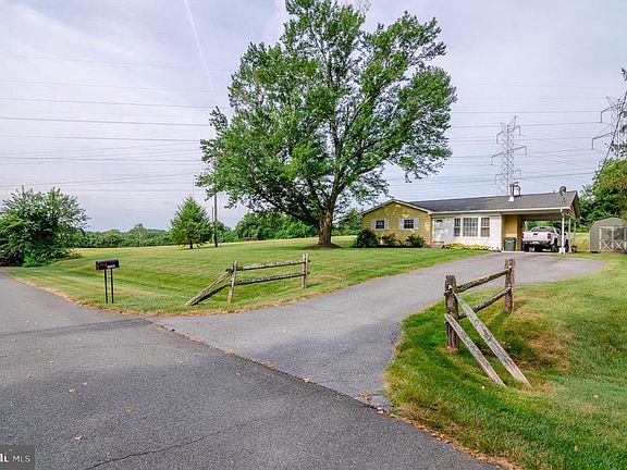 4th image of 17300 Flagstone Dr