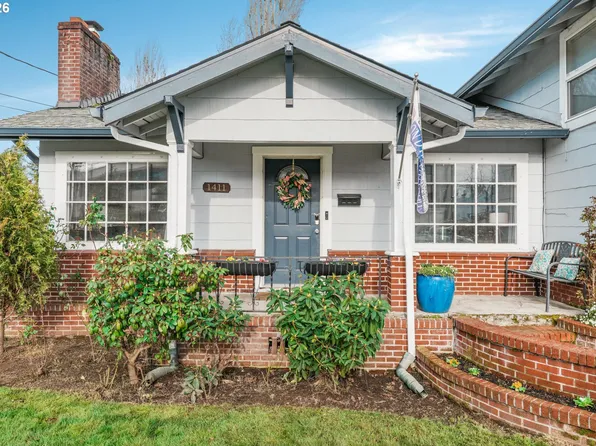 1411 Division St, Oregon City, OR 97045