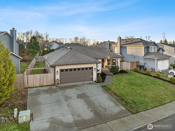 2nd image of 1624 90th Drive NE