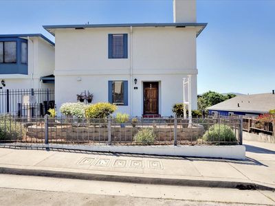 984 Sonoma Ave, Seaside, CA, 93955