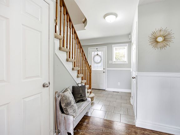5th image of 25 Hanning Ct