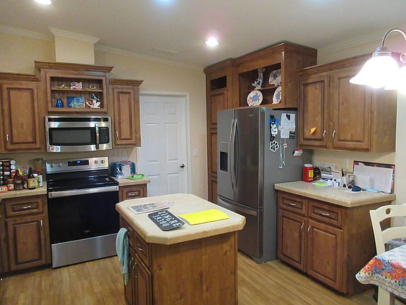 4th image of 19300 Potomac Cir