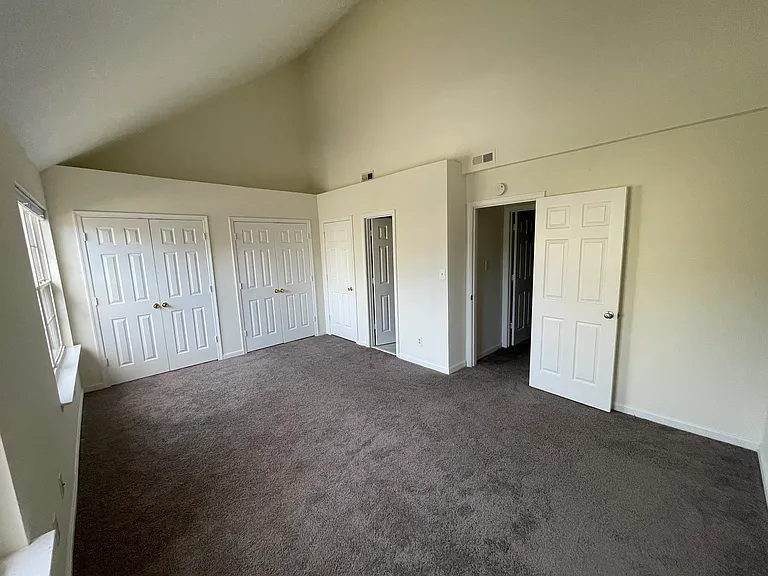 507 Stafford Glen Ct — Photo 15