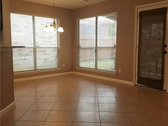 5th image of 5216 Welbeck Ct