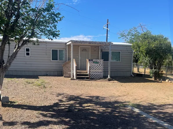 20519 E EMERALD Drive, Black Canyon City, AZ 85324