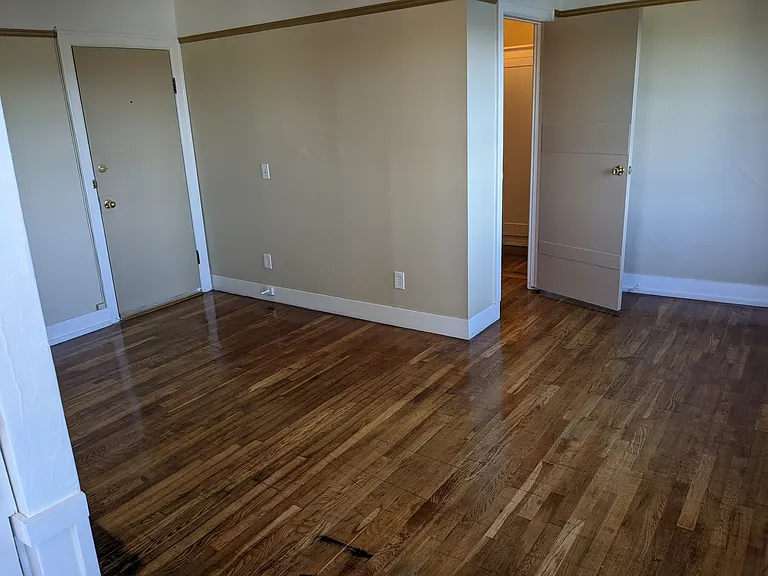 Great room facing the river!