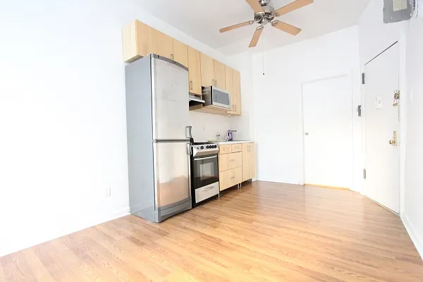 Rented by Citi Habitats | media 16