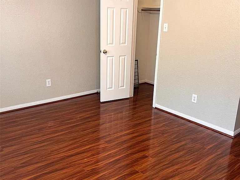 14210 Meadow Estates Ln — Photo 20