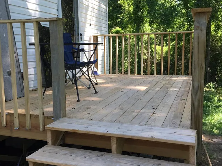 side deck off kitchen and laundry room